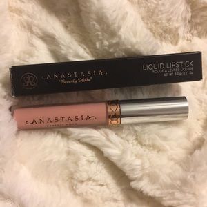 Anastasia Beverly Hills Liquid Lipstick-Milk Shake
